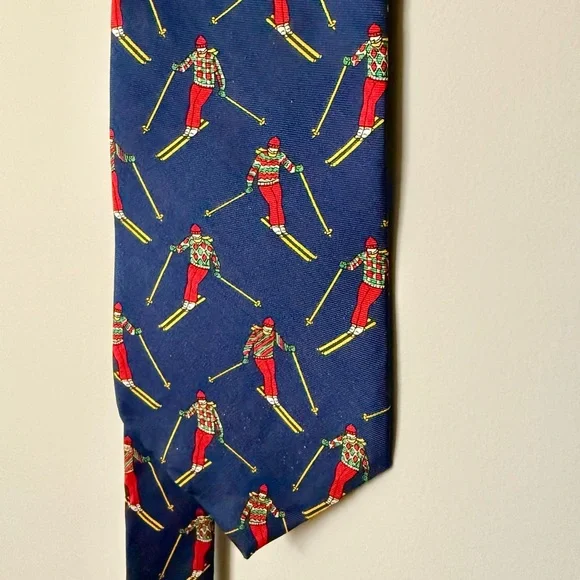 GAP Men's Navy Blue Ski Skiing Winter Pattern Silk Tie Vintage Throwback Retro - Picture 6 of 7